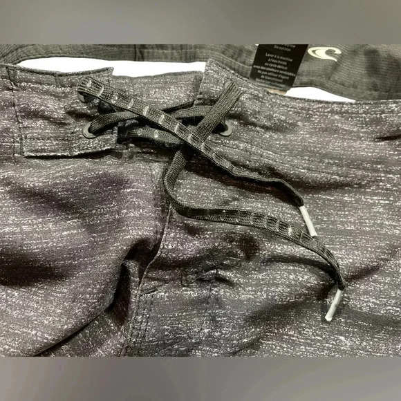 O’Neill Lennox Board shorts Size 34 - Picture 6 of 7